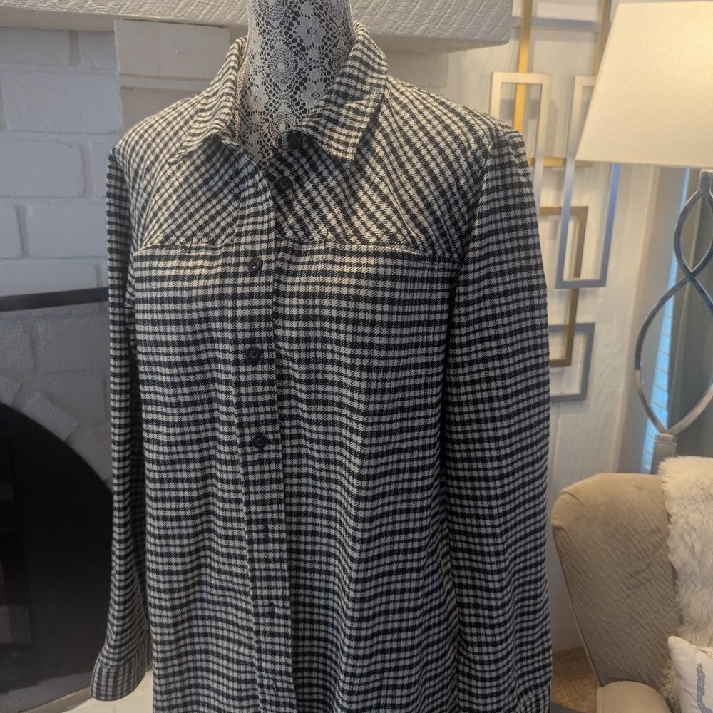 Ladies Super Cozy Shirt/Jacket size XL/NWOT